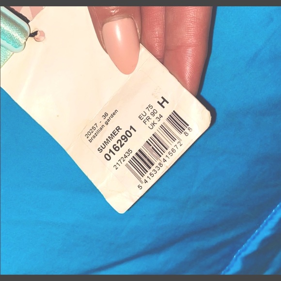 COPY - 🤍Prima Donna Bra🤍 - Picture 6 of 8